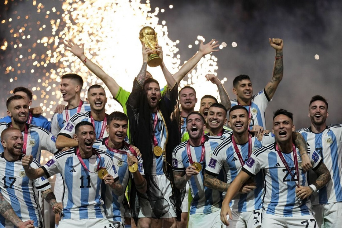 imagen A un mes de un logro que será eterno, el emotivo mensaje de Messi tras el Mundial