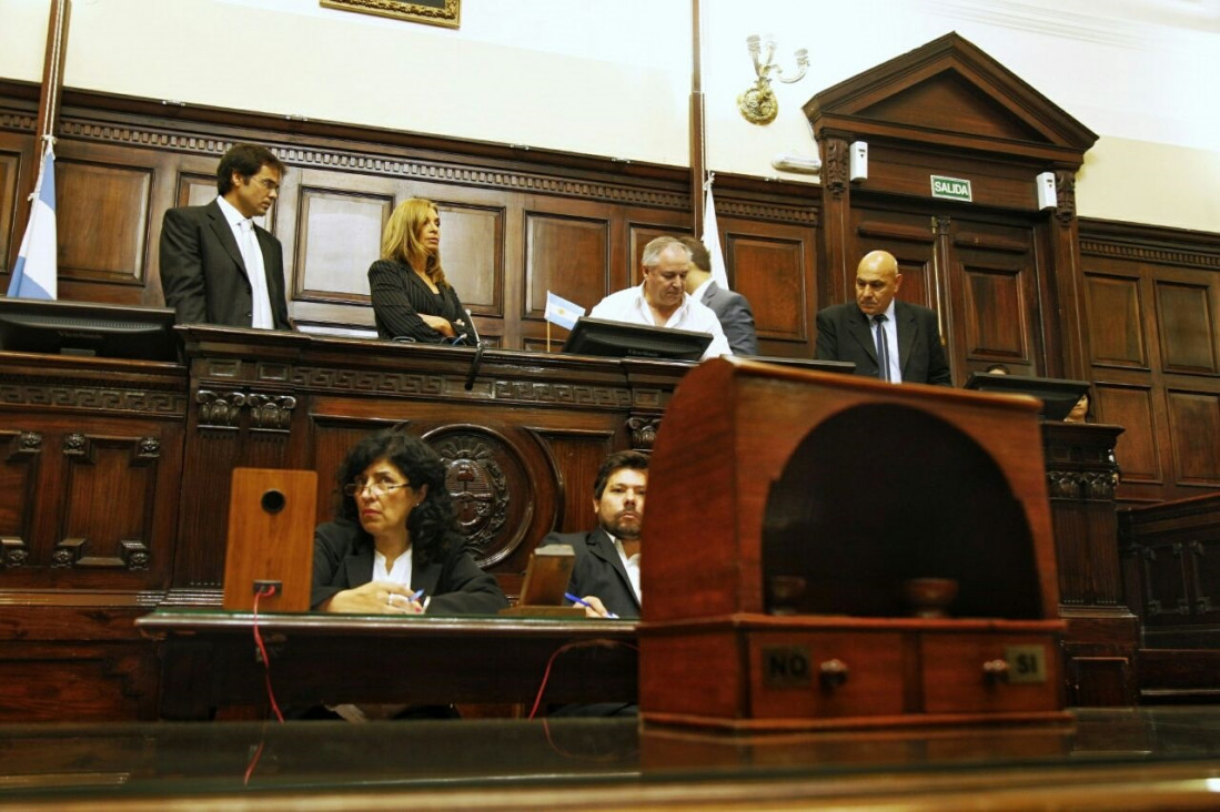 imagen La mitad de los senadores del PJ apoyó a Valerio
