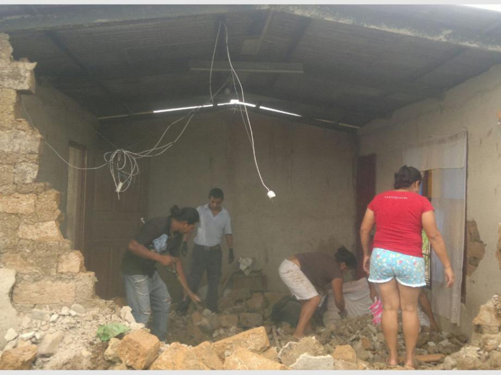 imagen Serio daños tras el temblor