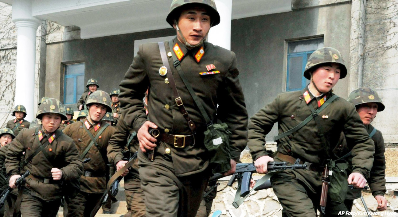 imagen Kim Jong-un pone a sus tropas en pie de guerra