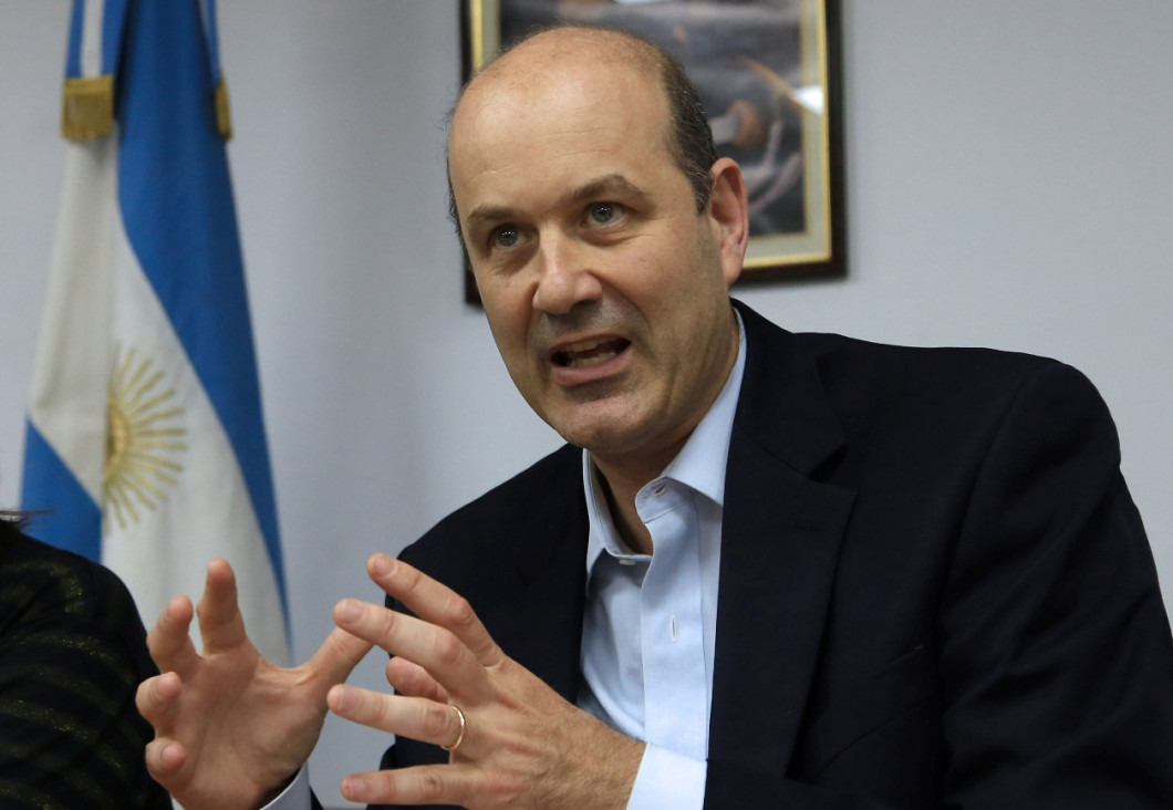 imagen El presidente del BCRA no descartó la posibilidad de aumentar encajes bancarios