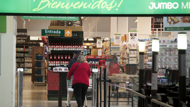 imagen Mendoza; La canasta básica llegó a los 12000 pesos 