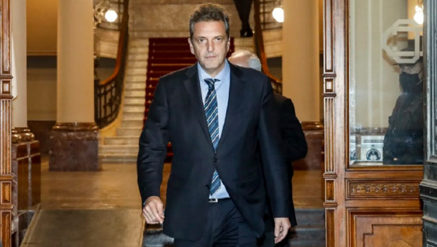 imagen Sergio Massa empezó a presentar su equipo: Raúl Rigo vuelve a la Secretaría de Hacienda