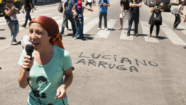imagen El grito, en imágenes, de los desaparecidos en democracia
