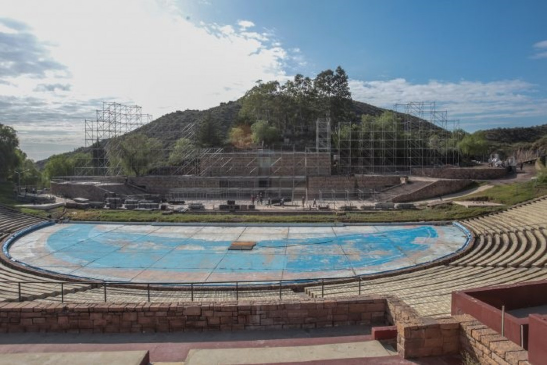 imagen Destinan $ 80 millones a reparar el Teatro Griego Frank Romero Day