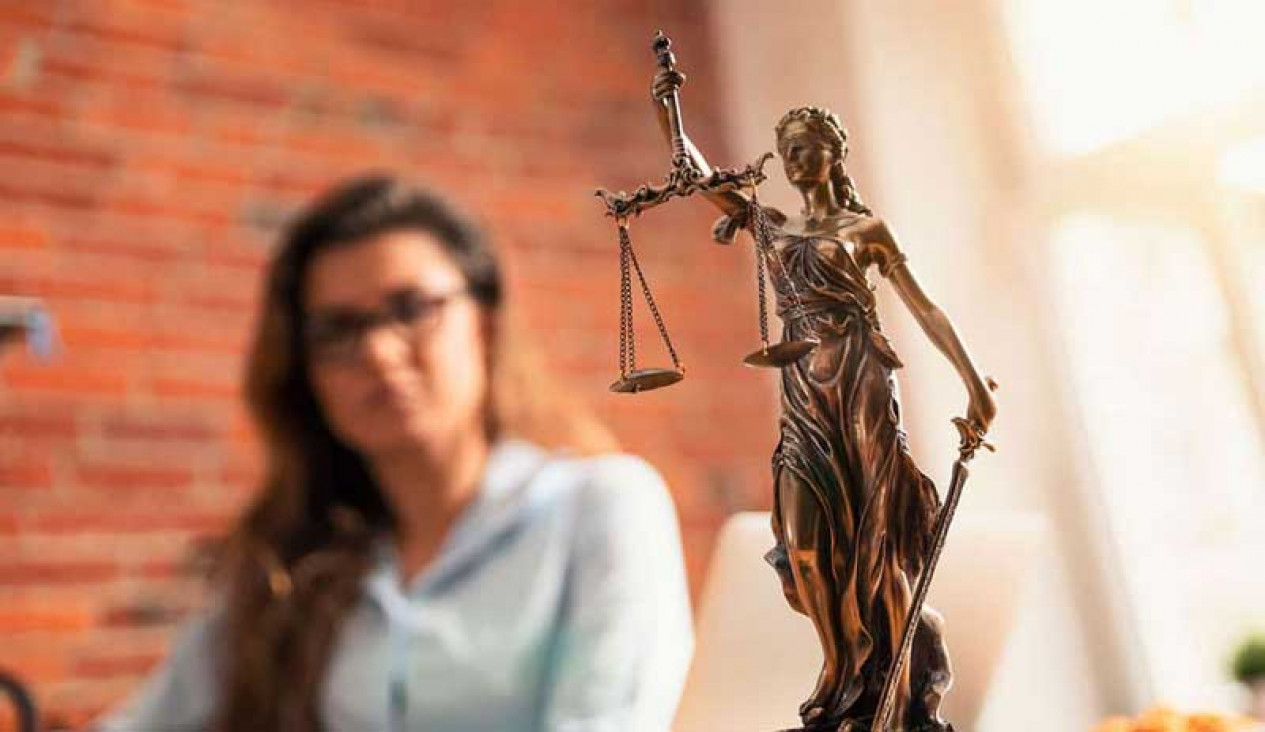 imagen Las mujeres ocupan la mitad de los cargos en la justicia argentina, pero solo el 25% de los puestos más altos