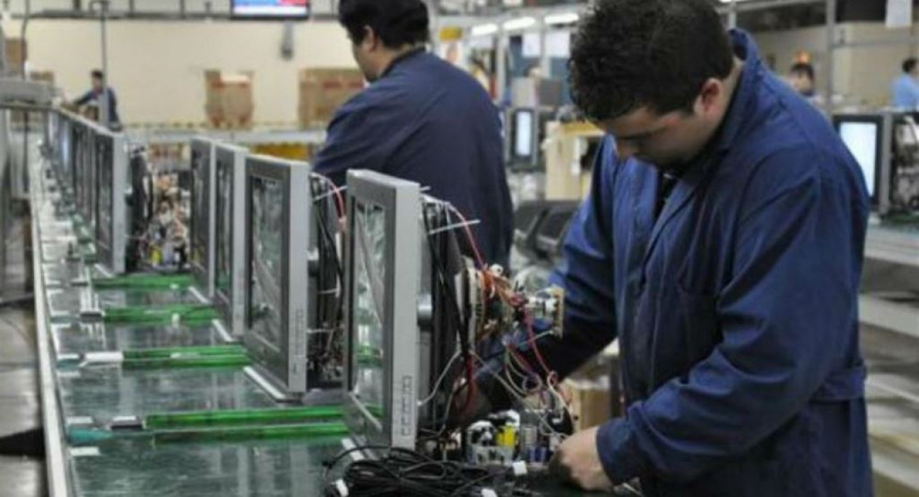 imagen La Industria Electrónica Fueguina sigue cuesta bajo.