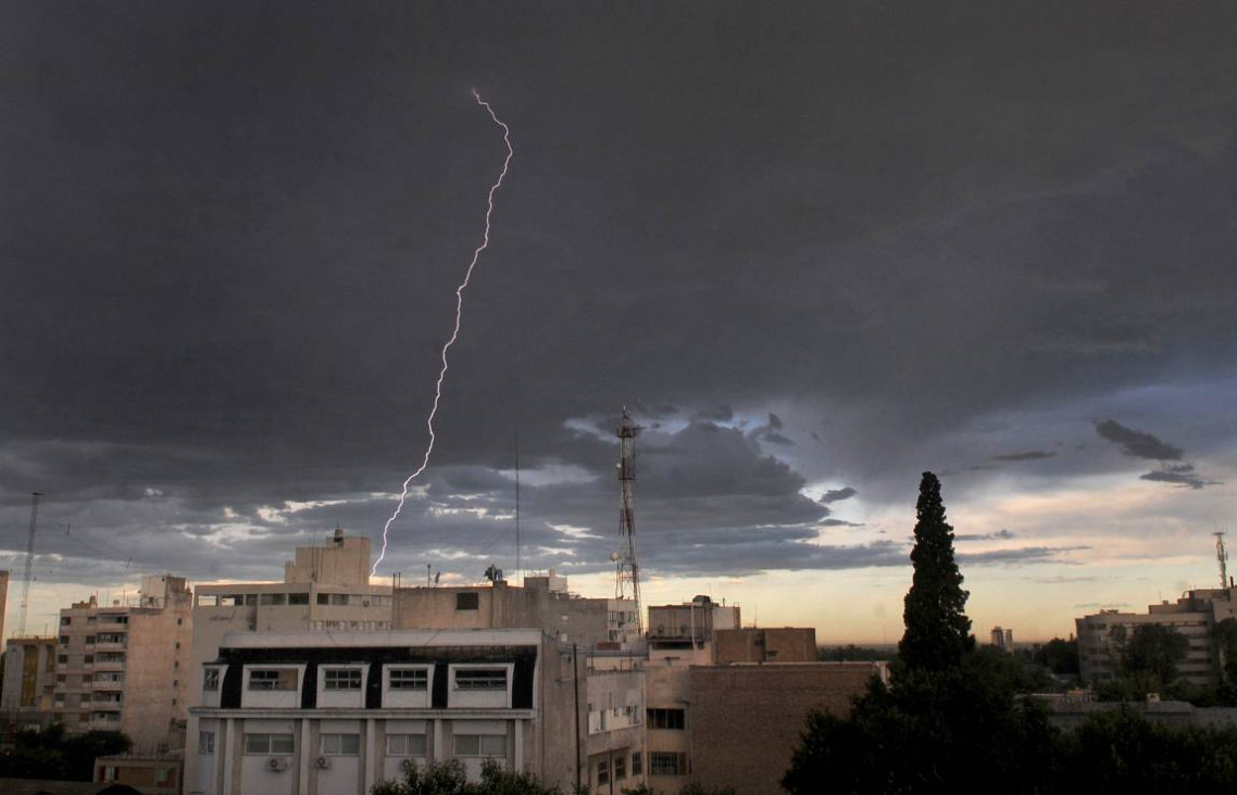 imagen Rige alerta meteorológico para todo Cuyo