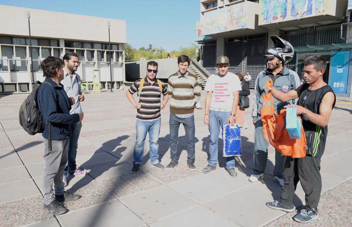 imagen Los "trapitos" se manifestaron en contra de la ordenanza de Capital
