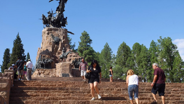 imagen Mendoza recibirá 22 mil turistas por el fin de semana largo