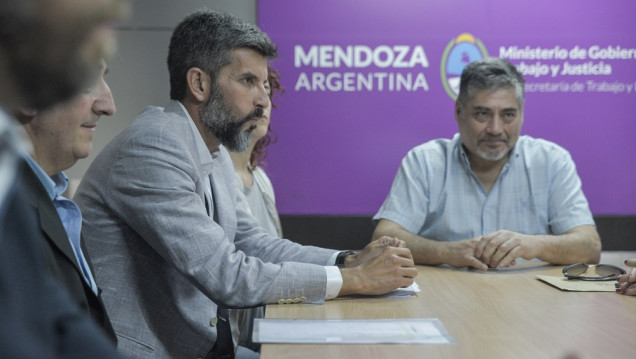 imagen Sin avances en la primera semana de paritarias para definir la suba 2019