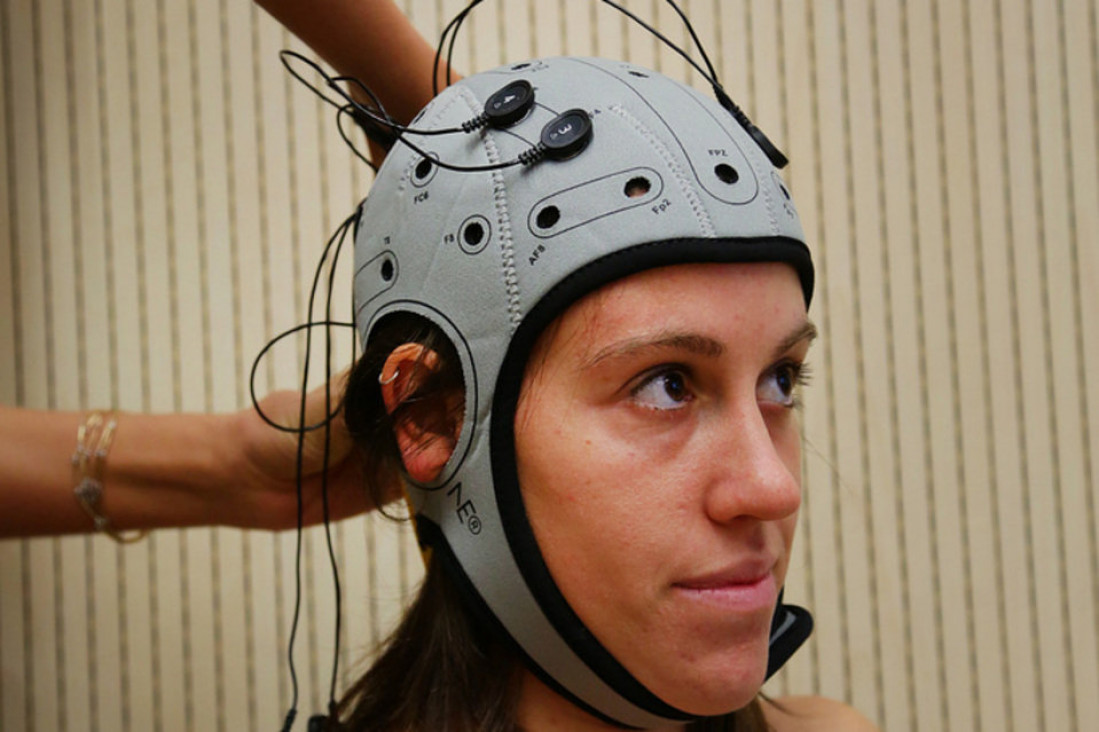 imagen Científicos crearon un casco que traduce las emociones en sonido