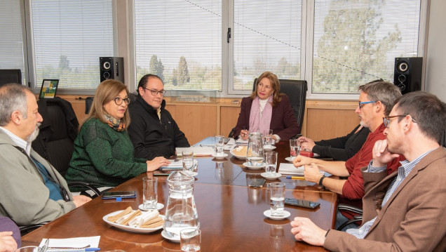 imagen Rectora de la UNCUYO recibió a la Fadiunc