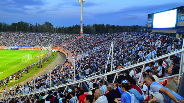 imagen Dudan de que se pueda jugar Argentina-Uruguay en el Malvinas