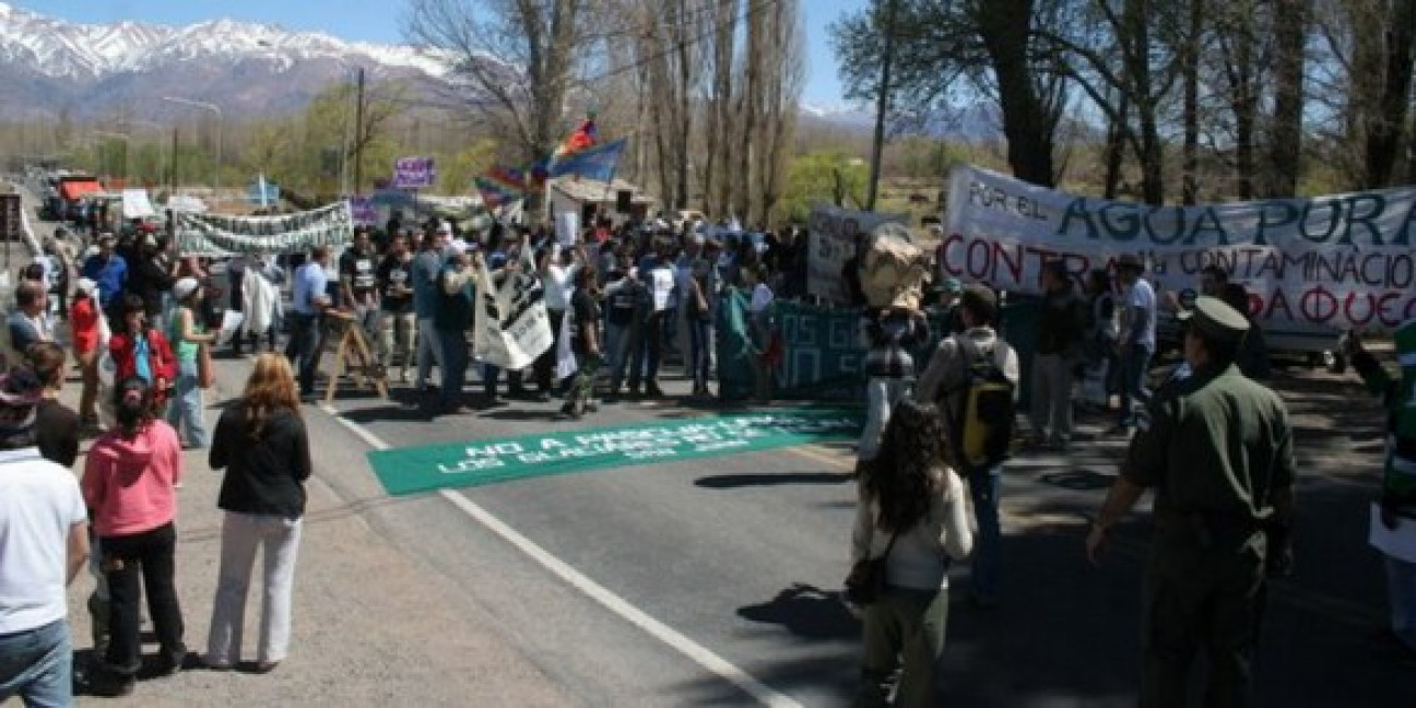 imagen Continúa la resistencia de los vecinos de Uspallata