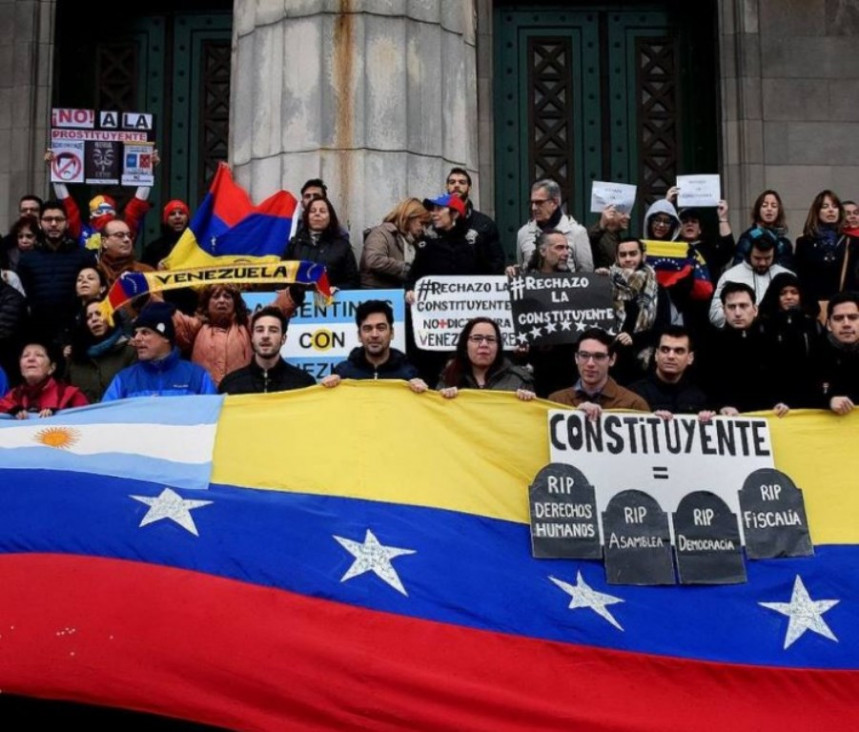 imagen Por la crisis, en Mendoza viven 250 "desplazados" venezolanos