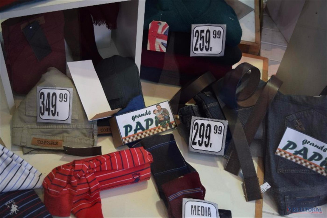 imagen Comercios en rojo: siguen cayendo las ventas minoristas