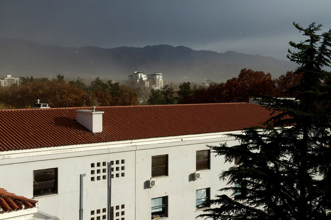 imagen La DGE, la UNCUYO y la UTN suspendieron las clases por el Zonda