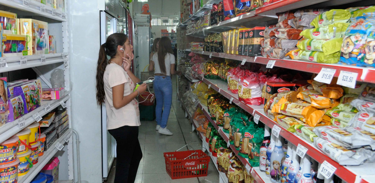 imagen El sube y baja de Precios Cuidados: otra embestida contra el aumento del dólar