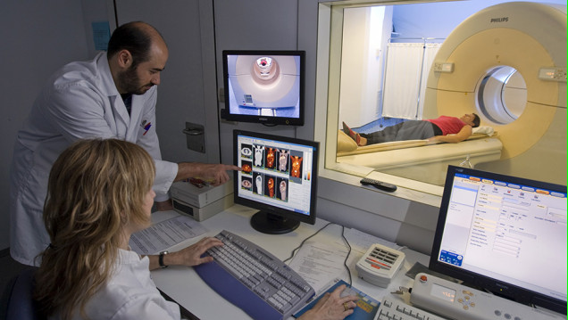imagen Un modelo de medicina nuclear que se replica
