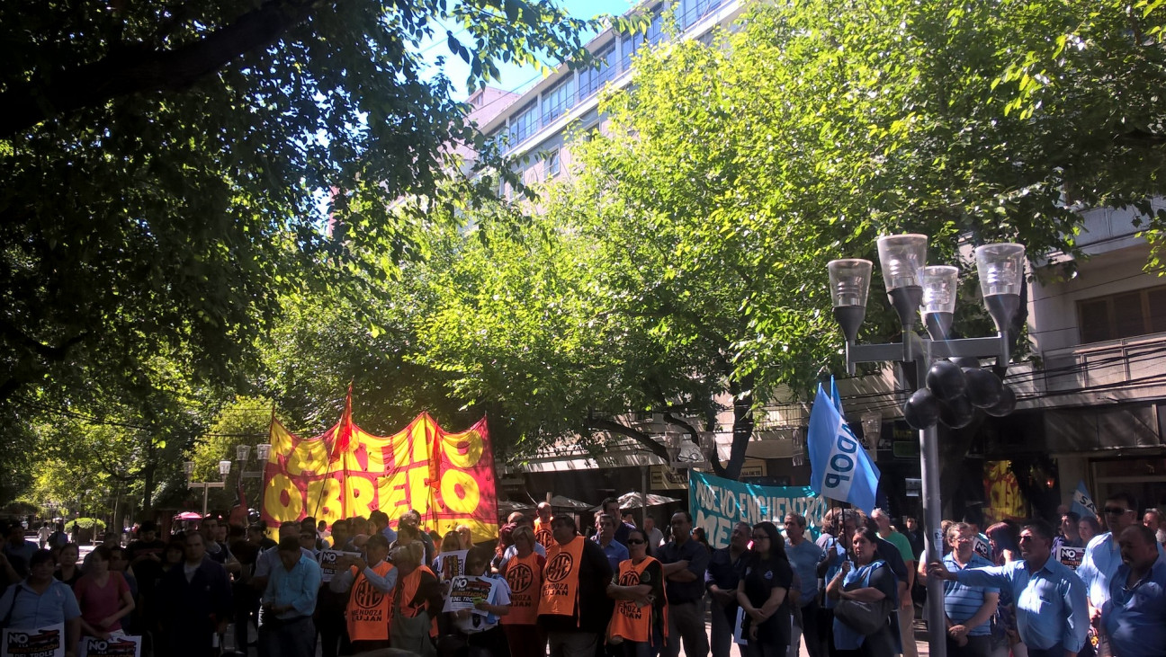 imagen Agentes de la EPTM, contra la disolución de la empresa