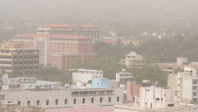 imagen Suspenden las clases en el Gran Mendoza y en el Uco por alerta naranja de Zonda