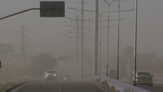 imagen Bajó el viento zonda al Gran Mendoza y hubo suspensión de clases 