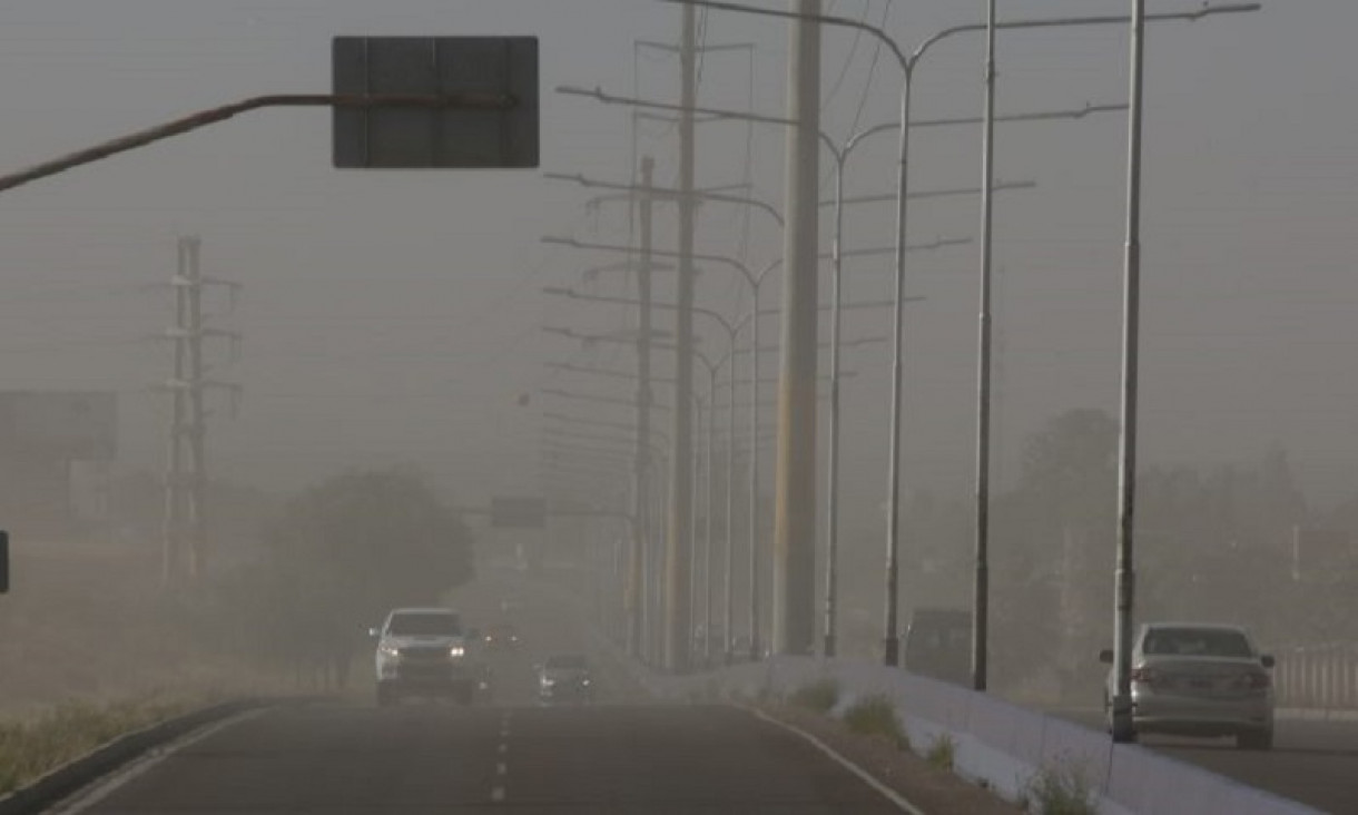 imagen Bajó el viento zonda al Gran Mendoza y hubo suspensión de clases 